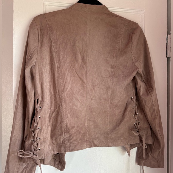 BB Dakota Earned It Faux Suede Waterfall Lace-Up Back Jacket Size Medium - Picture 4 of 4